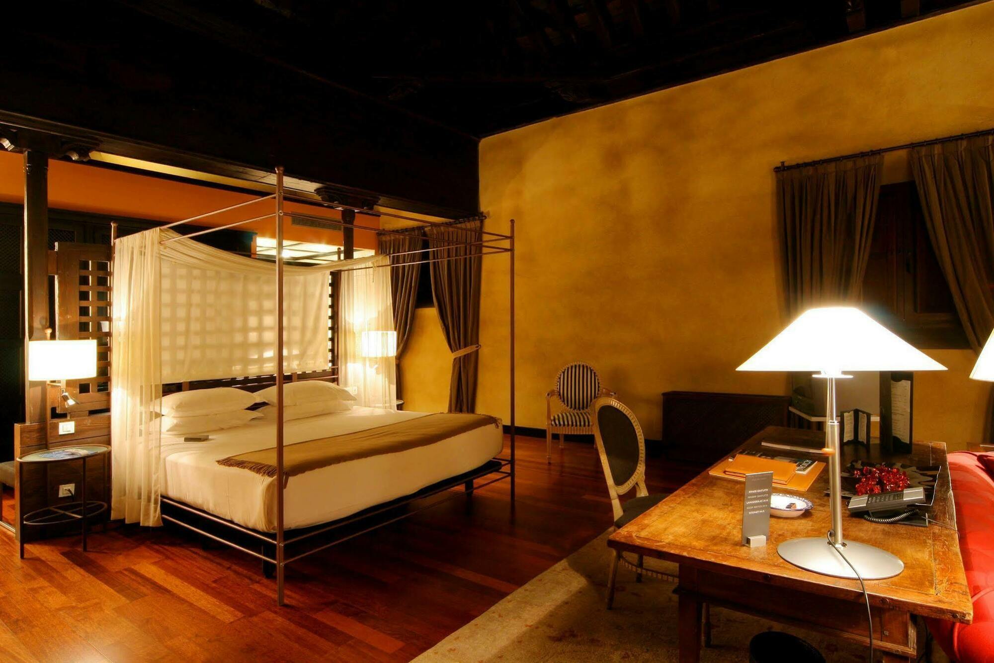 Hotel Palacio De Santa Paula, Autograph Collection Granada Phòng bức ảnh